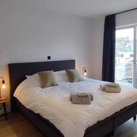 אוסטנדה Luxueus, Ruim Appartement Op 350M Van Het Strand מראה חיצוני תמונה