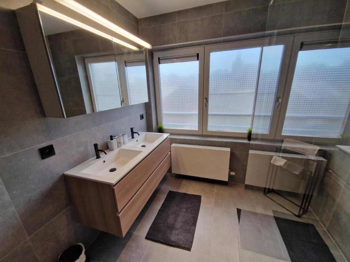 אוסטנדה Luxueus, Ruim Appartement Op 350M Van Het Strand מראה חיצוני תמונה