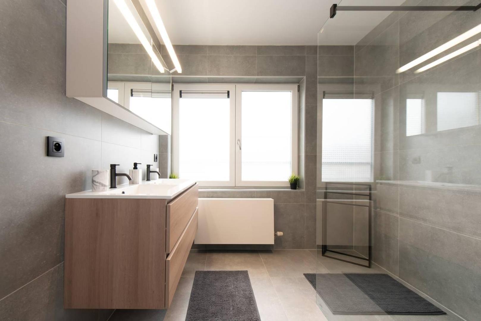 אוסטנדה Luxueus, Ruim Appartement Op 350M Van Het Strand מראה חיצוני תמונה